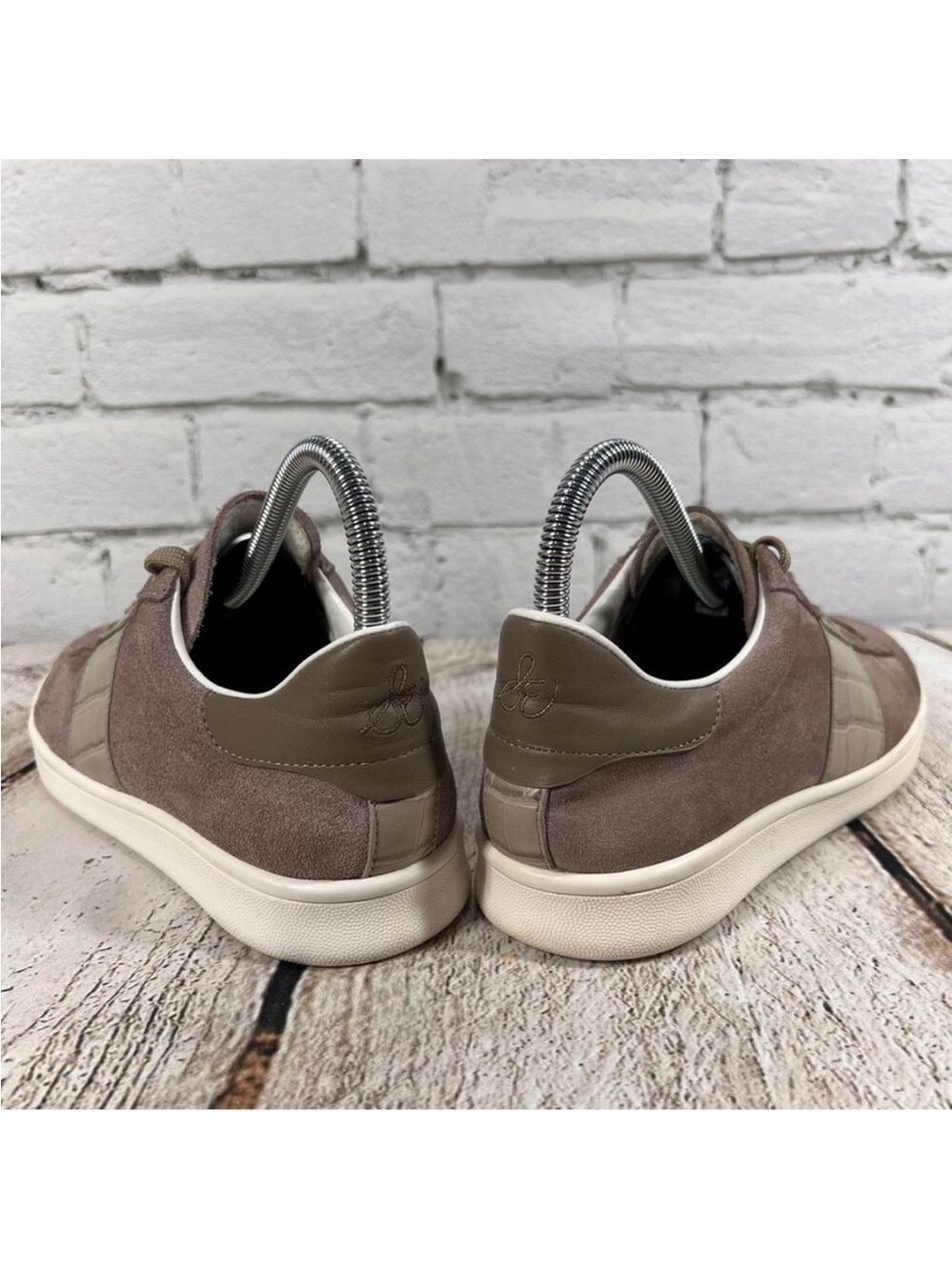 SAM EDELMAN Women's Marquette
Leather Sneakers Size 6 - Picture 6 of 10